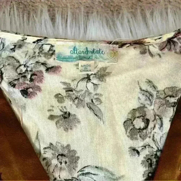 Altar’d State Boho Deep V Tie Floral Tunic Top / Dress - Picture 4 of 6